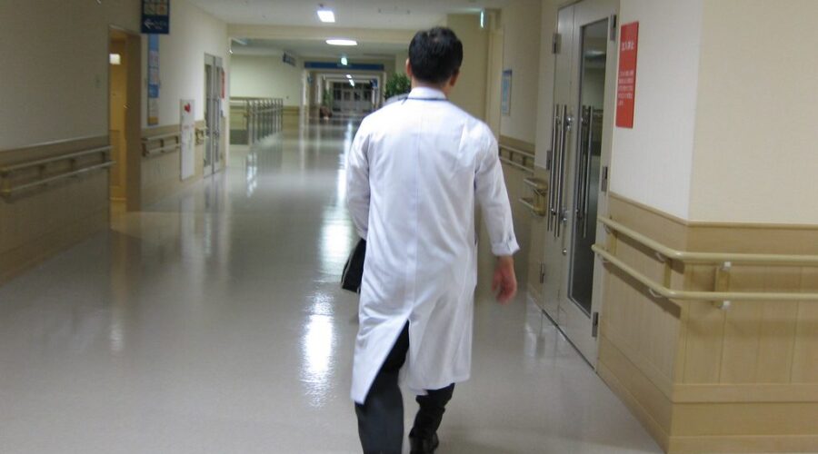 Healthcare workers voting on strike