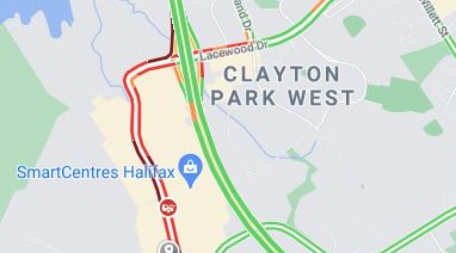 Chain Lake Drive closed due to crash