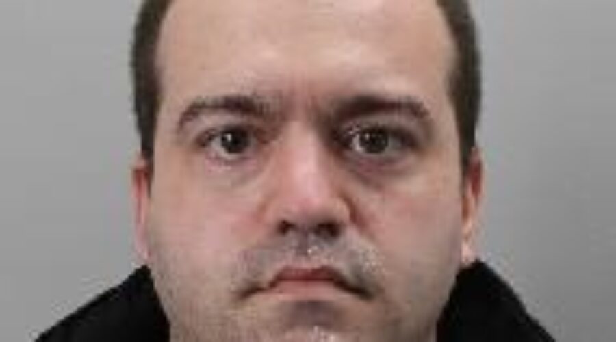 High-risk offender immediately breaks release conditions