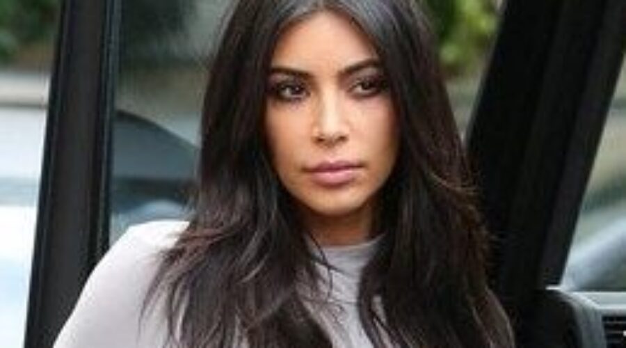 Kim K Saves SNL