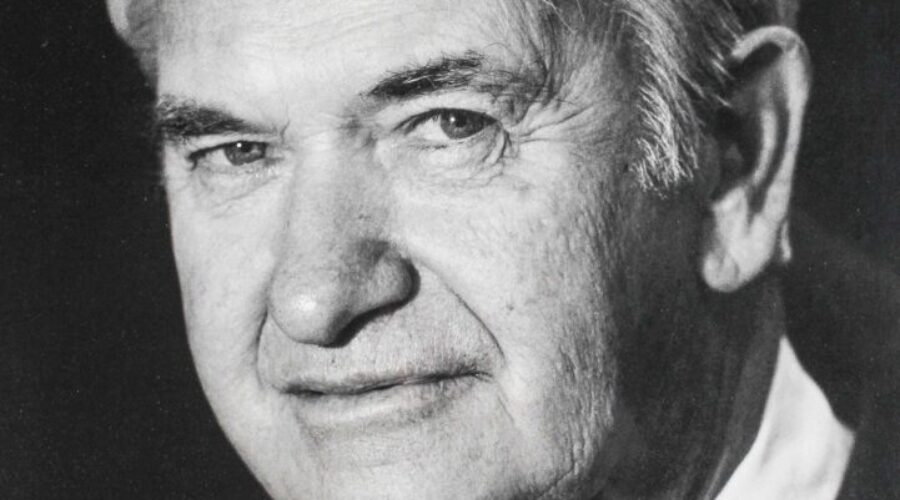Former Premier Roger Bacon Dead at 95