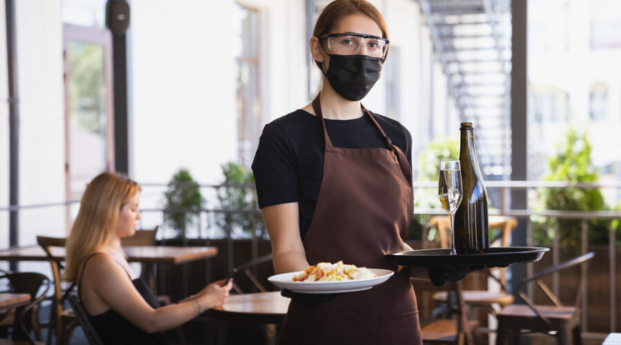 Liberals call for more government support for small businesses