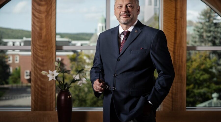 StFX President tests positive for COVID-19