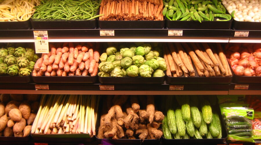 Food supply chain fragile due to Omicron, truck driver shortages