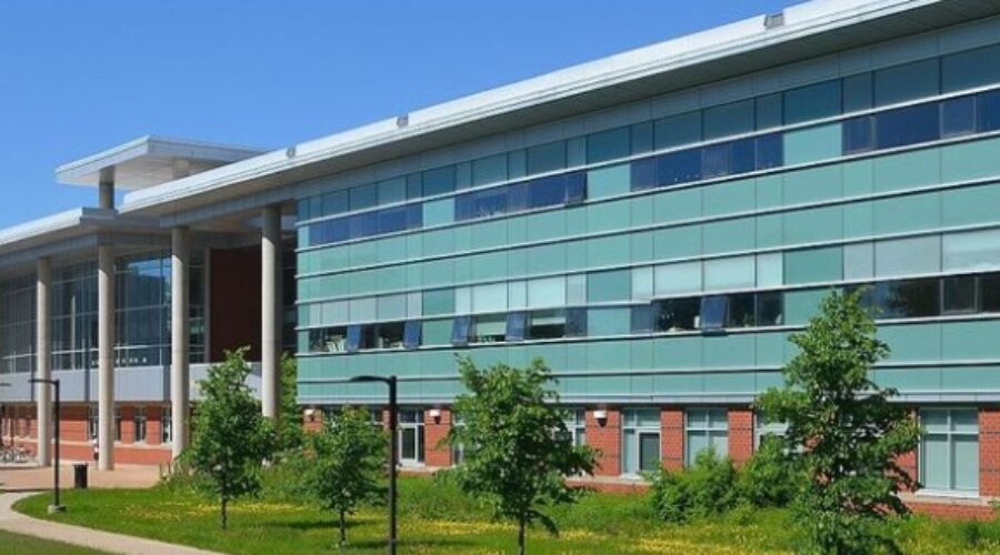 Woman barred from school for not wearing mask, fined
