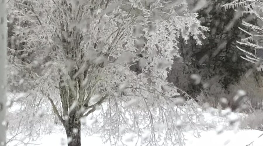 Warming centres open, thousands still without power