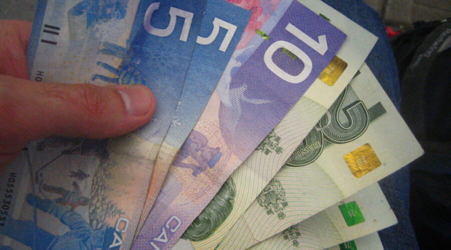 Maritimers not making as much; pay gap grows to $11,000