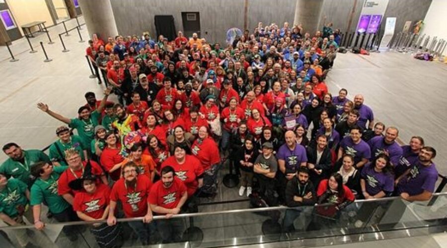 Volunteer at Hal-Con 2022