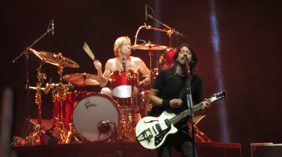 Foo Fighters Shaded At VMA’s