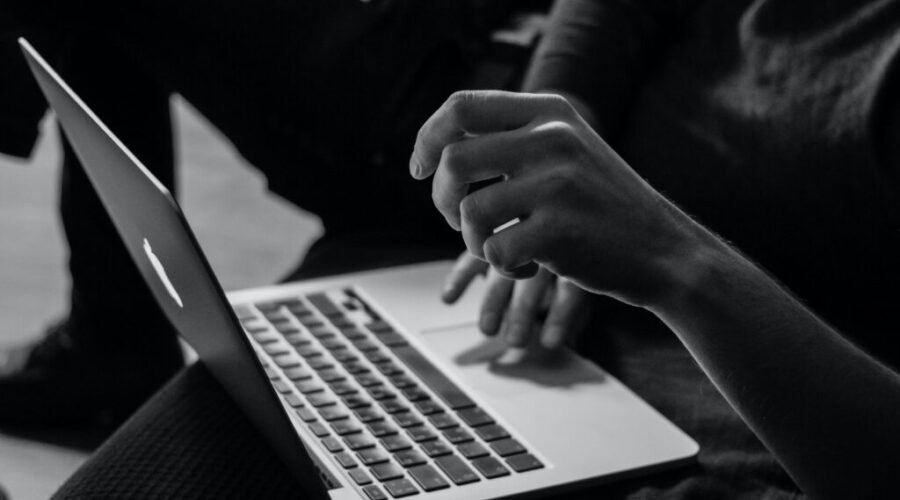Scammers Hijack Phone Numbers In New Online Scam