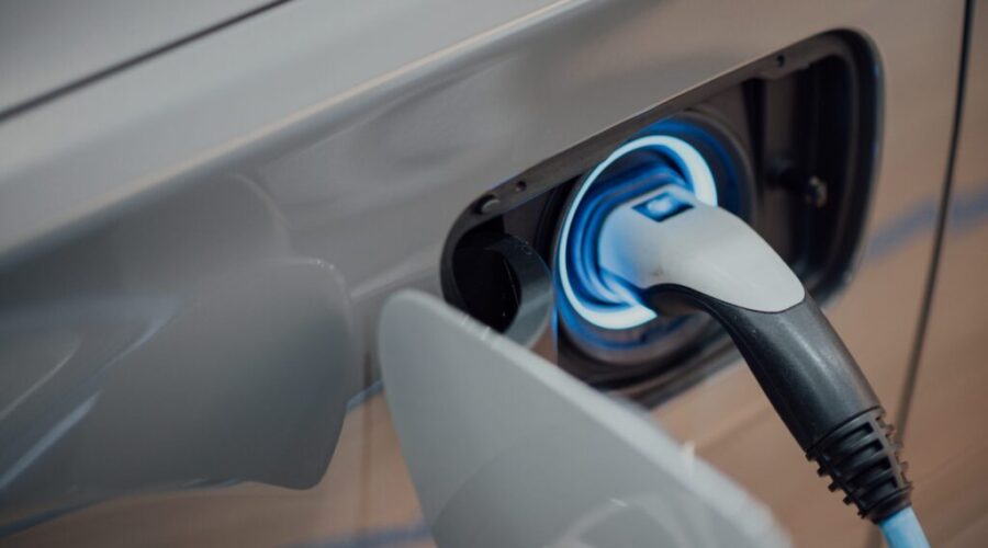 New Guide Aims To Inform Electric Vehicle Shoppers