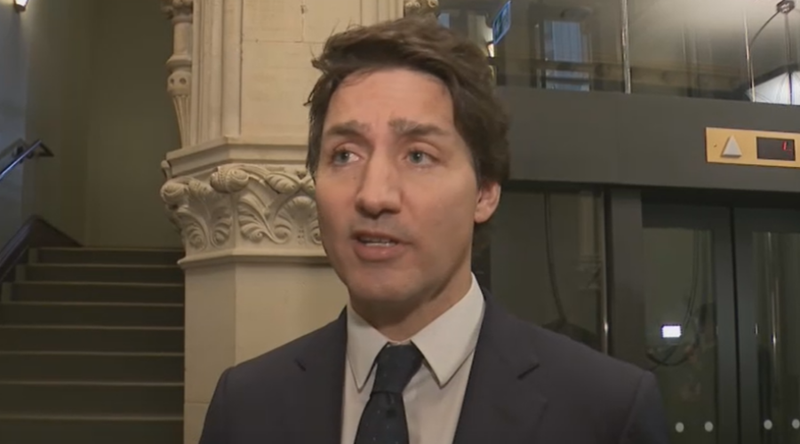 Trudeau in N.S. to meet with firefighters, Houston