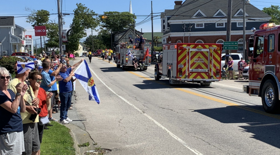 Firefighters celebrated with parade in Barrington