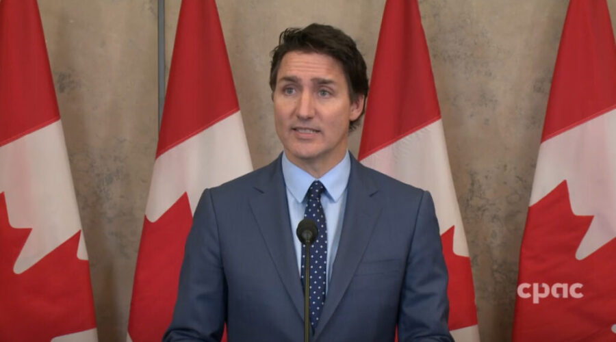 Trudeau apologizes after Ukrainian Nazi veteran honoured in Parliament