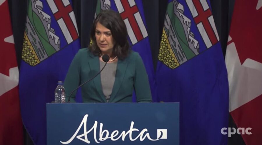 Trudeau ‘deeply concerned’ Alberta considering withdrawing from CPP