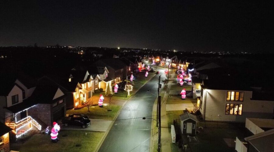 ‘Santas’ bringing joy to Cole Harbour neighbourhood