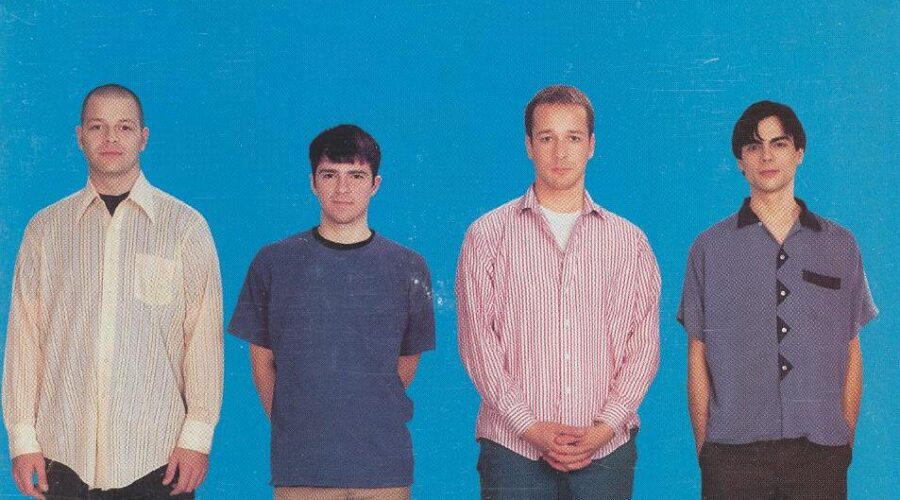 Weezer To Play ‘The Blue Album’ In Full On Their Upcoming Tour!