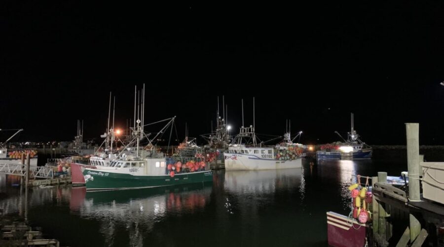 Lobster fishers to vote on matching U.S. minimum size increase