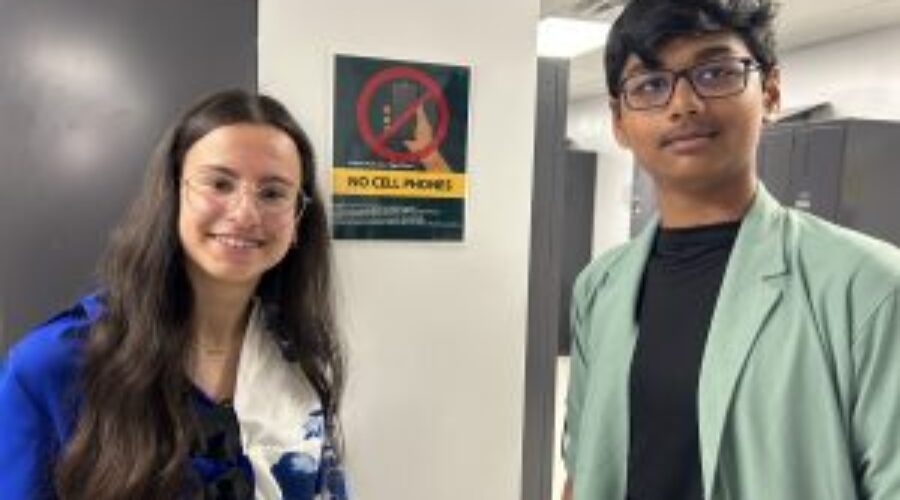 Cellphones banned during class for Nova Scotia students