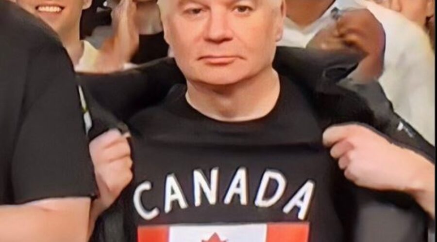 Mike Myers Shows His Patriotism On SNL