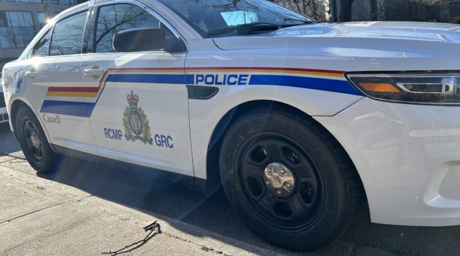 Man in custody after barricading in home near Hwy 7