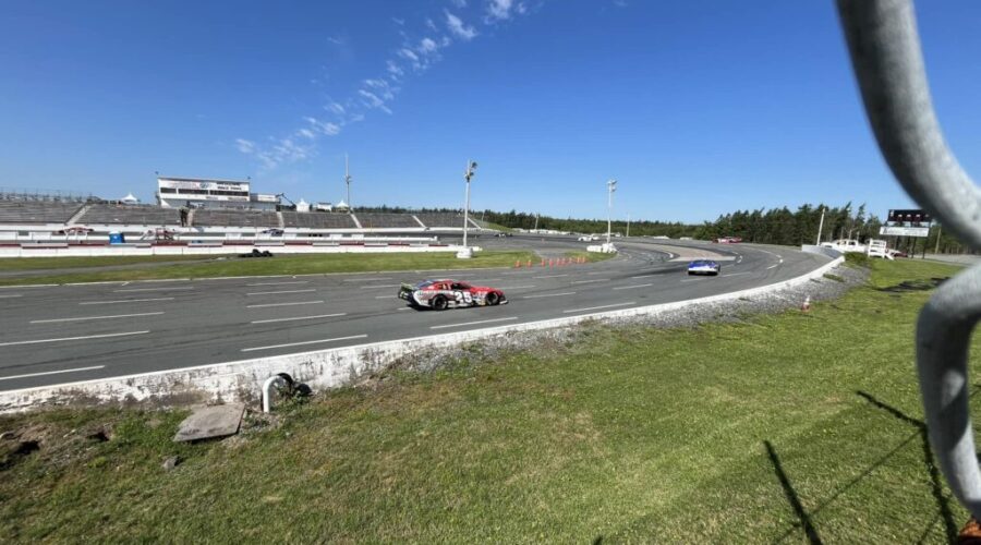 Racing Returns To Scotia Speedworld This Weekend!