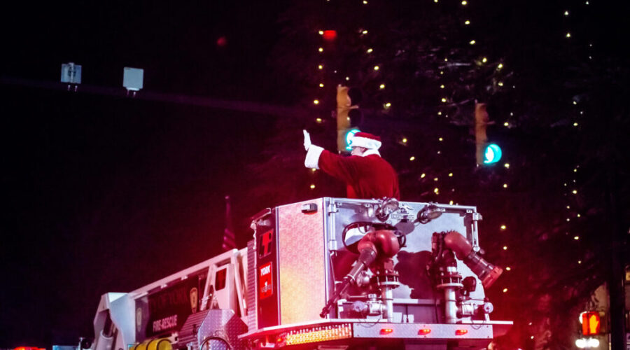 2025 Holiday Parade of Lights On November 15th