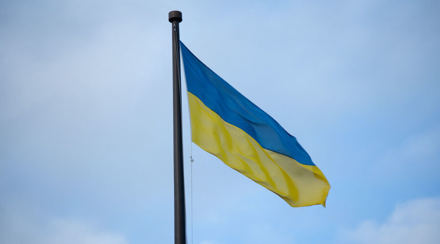 Advocates, Ukrainians call for path to permanent residence