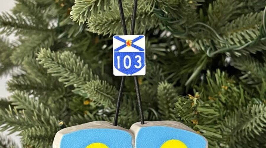 Someone Turned The ‘103 Eye Rocks’ Into A Christmas Tree Ornament