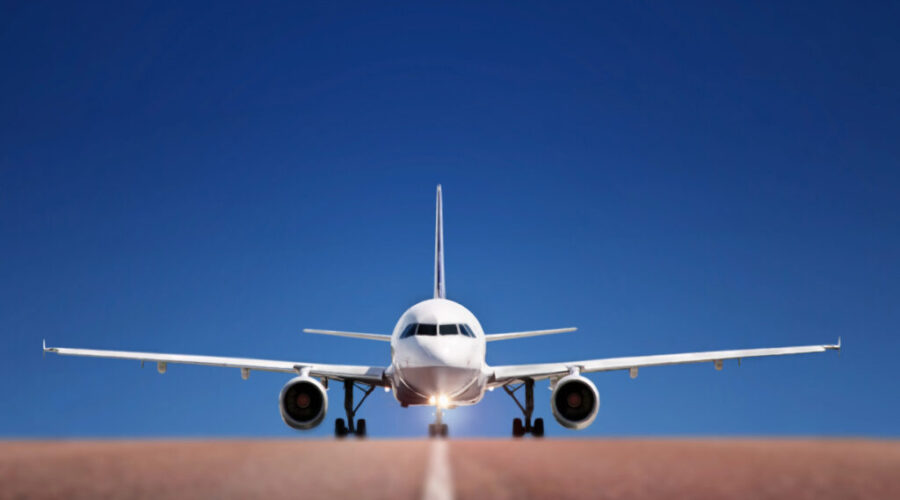 Air Canada crew member trapped below as plane prepares for takeoff