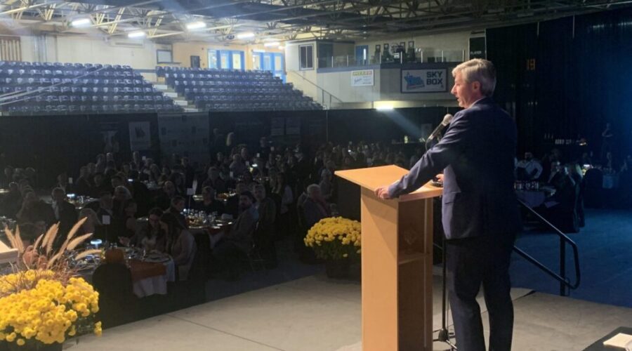 Houston booed at African Heritage Gala as anger grows over provincial budget cuts