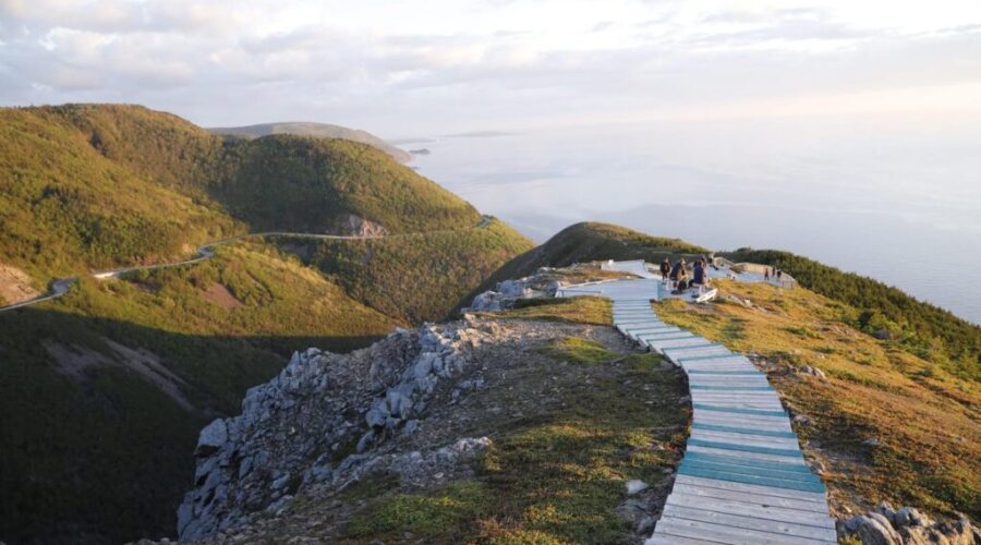 Skyline Trail in Cape Breton to have reserved parking this summer