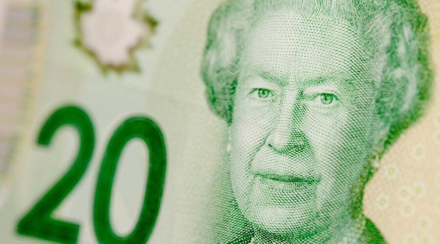 Federal, provincial minimum wage goes up