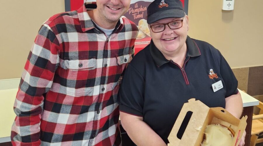 Forman meets Linda in Kennetcook!