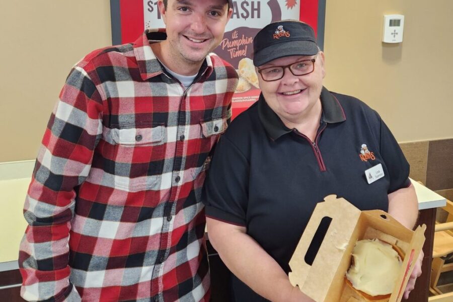 Forman meets Linda in Kennetcook!