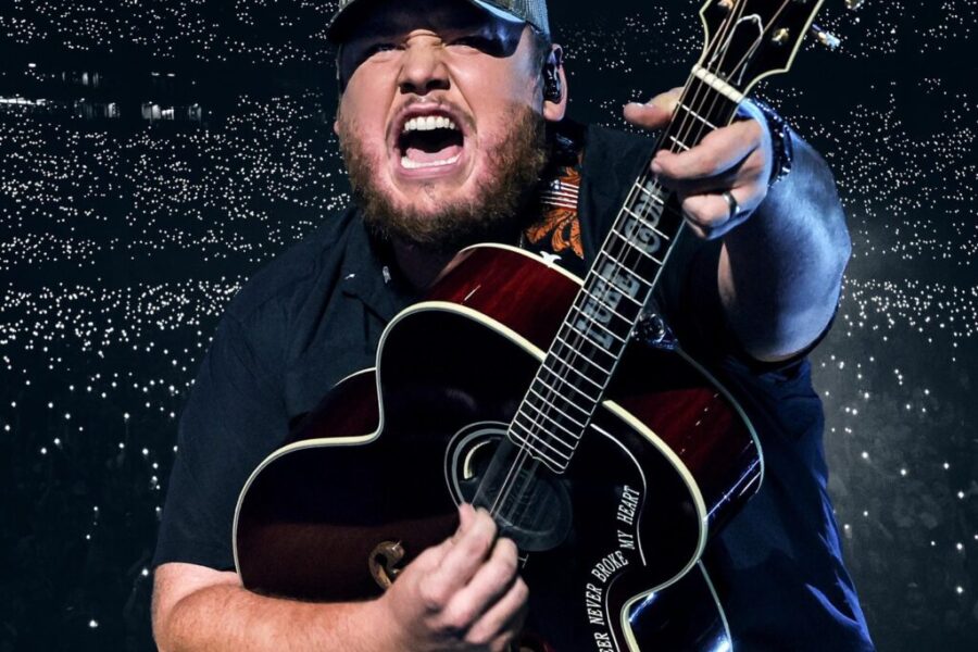 Is Luke Combs Giving Refunds?