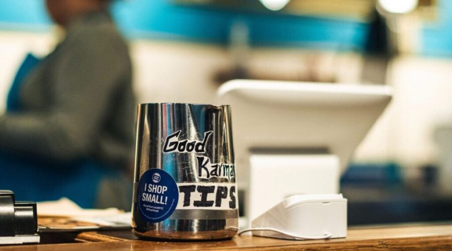 To tip or not to tip?