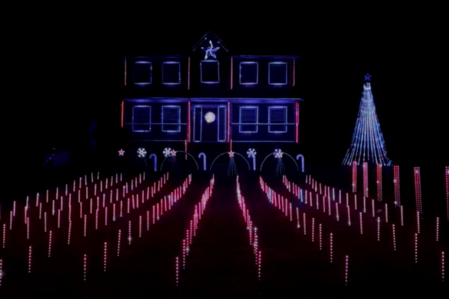 OVER 25,000 Twinkling Lights in Fall River!