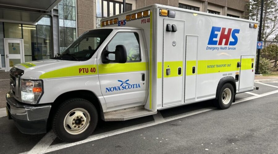 Medics ‘shook up’ after ambulance falls off wharf in Annapolis Valley
