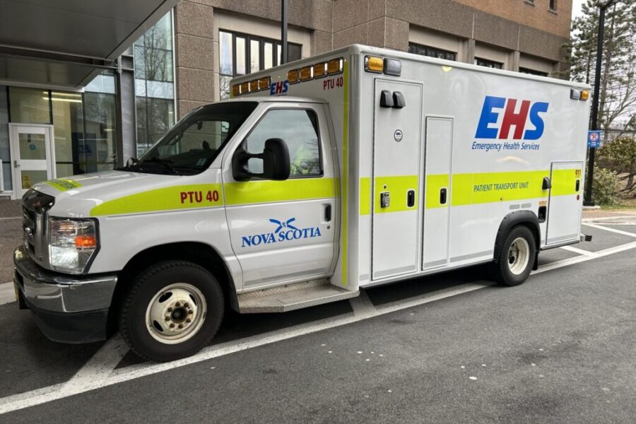 Medics ‘shook up’ after ambulance falls off wharf in Annapolis Valley