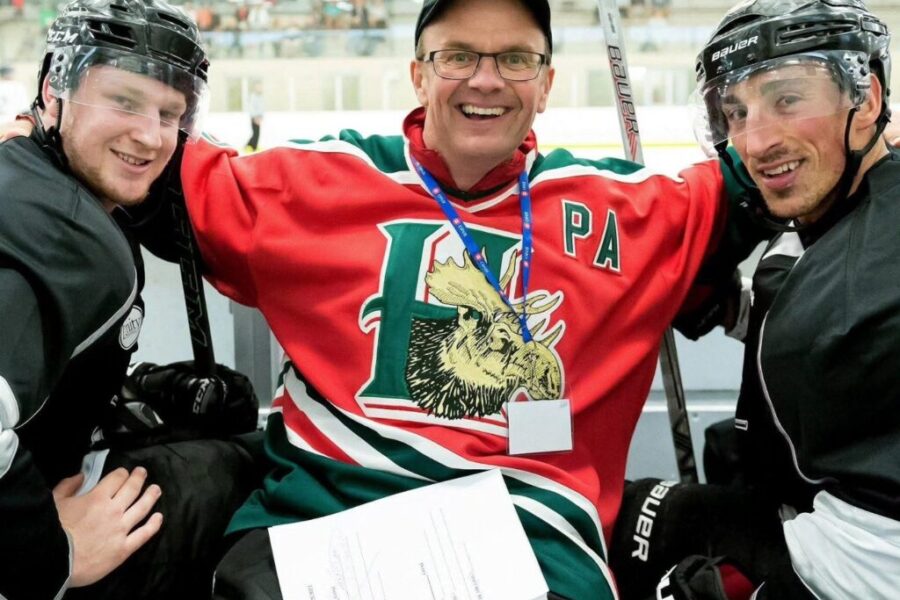 Team Canada’s Men’s and Women’s Hockey Squads Get Olympic Wins!