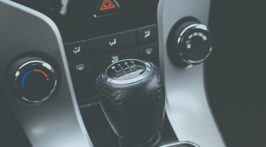 Manual transmissions are obsolete and unnecessary