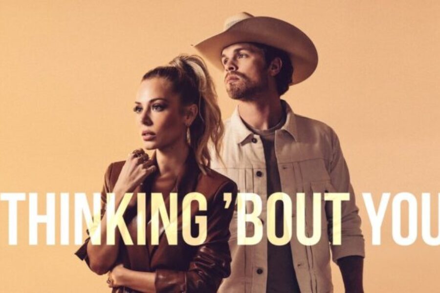 Dustin Lynch DIDN’T KNOW a Canadian was singing with him!