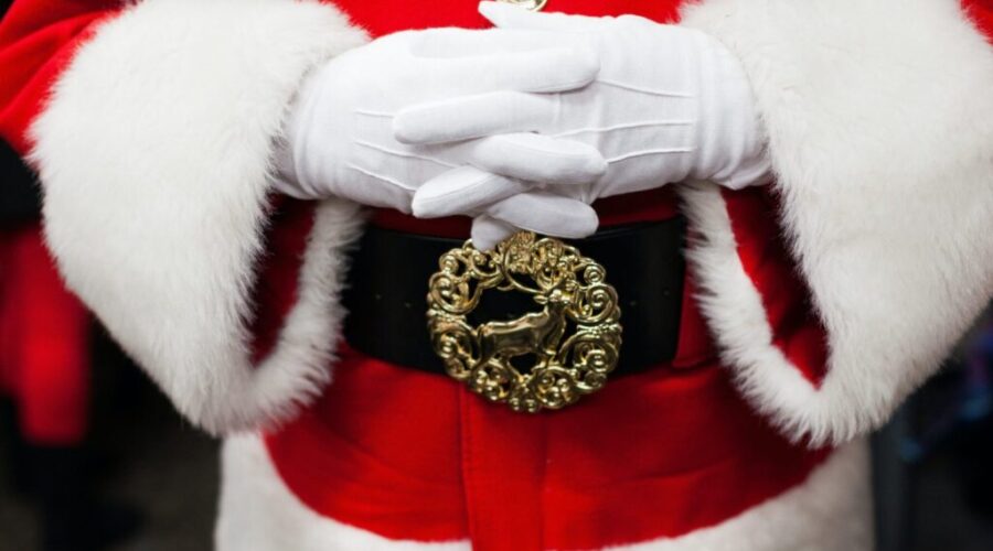 ‘Twas the night before a Hot Country Christmas